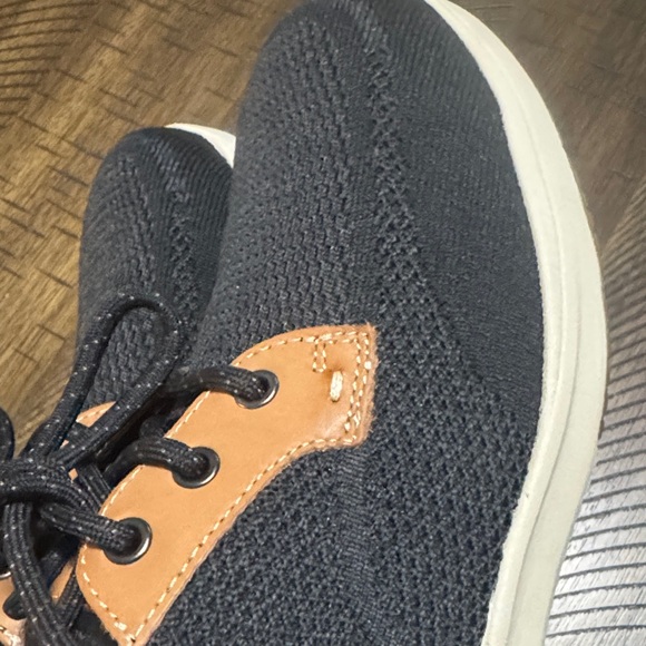 Florsheim Black and Tan Sneakers - Picture 5 of 6